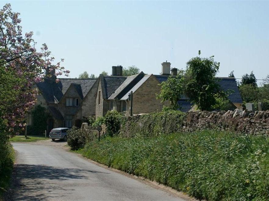 Hillside Cottage, Swinbrook, BURFORD Buitenkant foto