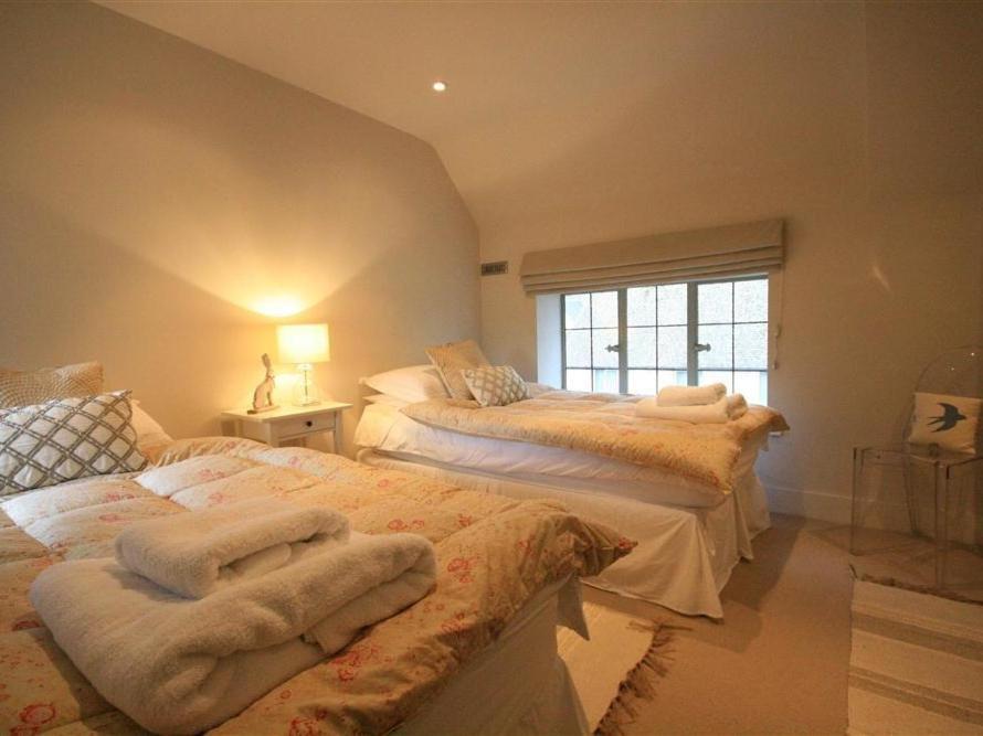 Hillside Cottage, Swinbrook, BURFORD Buitenkant foto